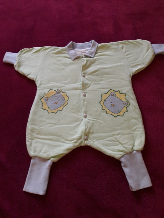 babygros-580ojv-1.jpg Pyjama bébé, dors bien bébé, babygros bébé, combinaison bébé, pyjama bébé 1 pièce, 6 mois, vintage des années 80. Etsy France – Image 1