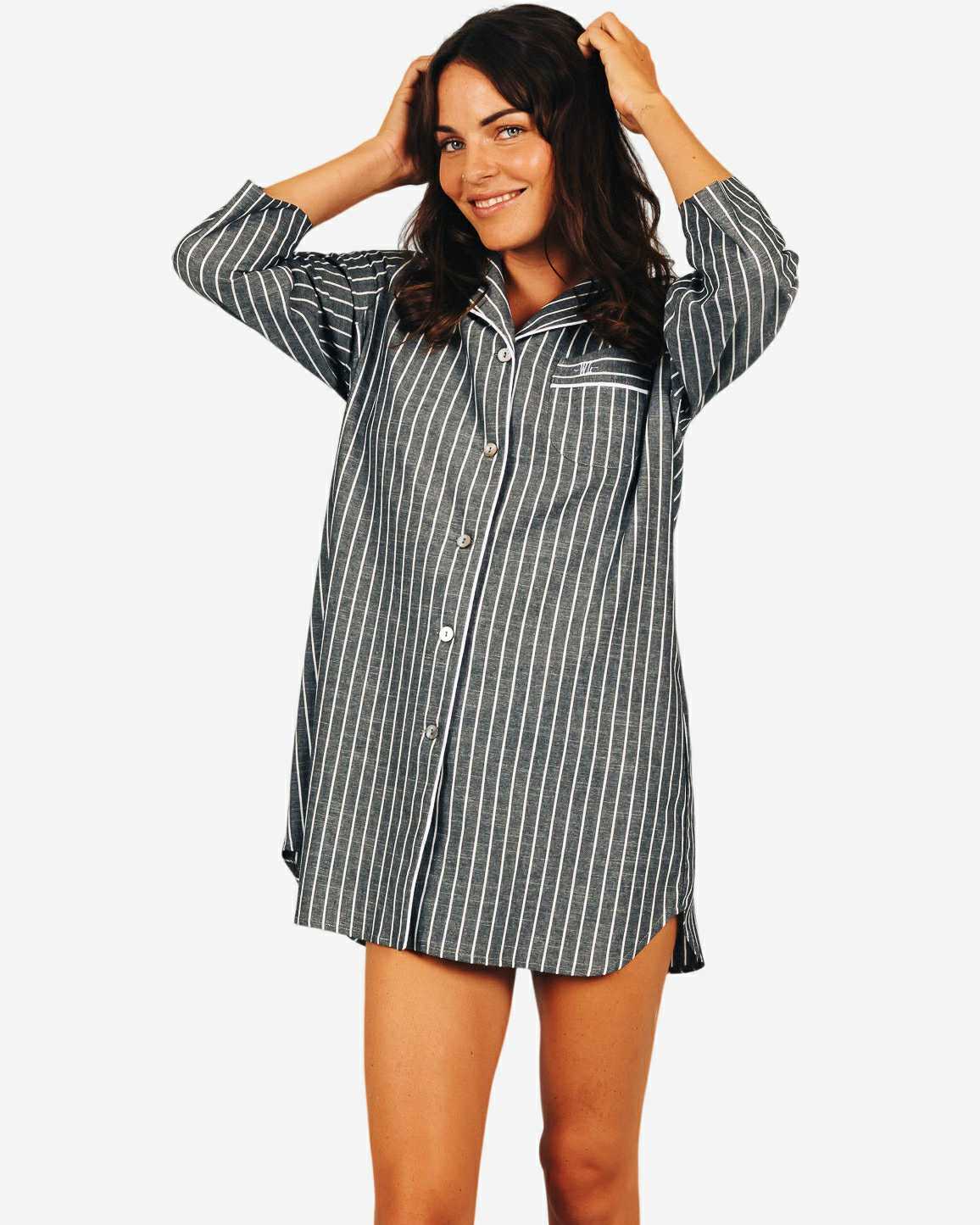 chemise-pyjama-femme-828owa-1.jpg Pyjama Chemise pour Femme Bande Noire | Woodstock Laundry FR – Image 1