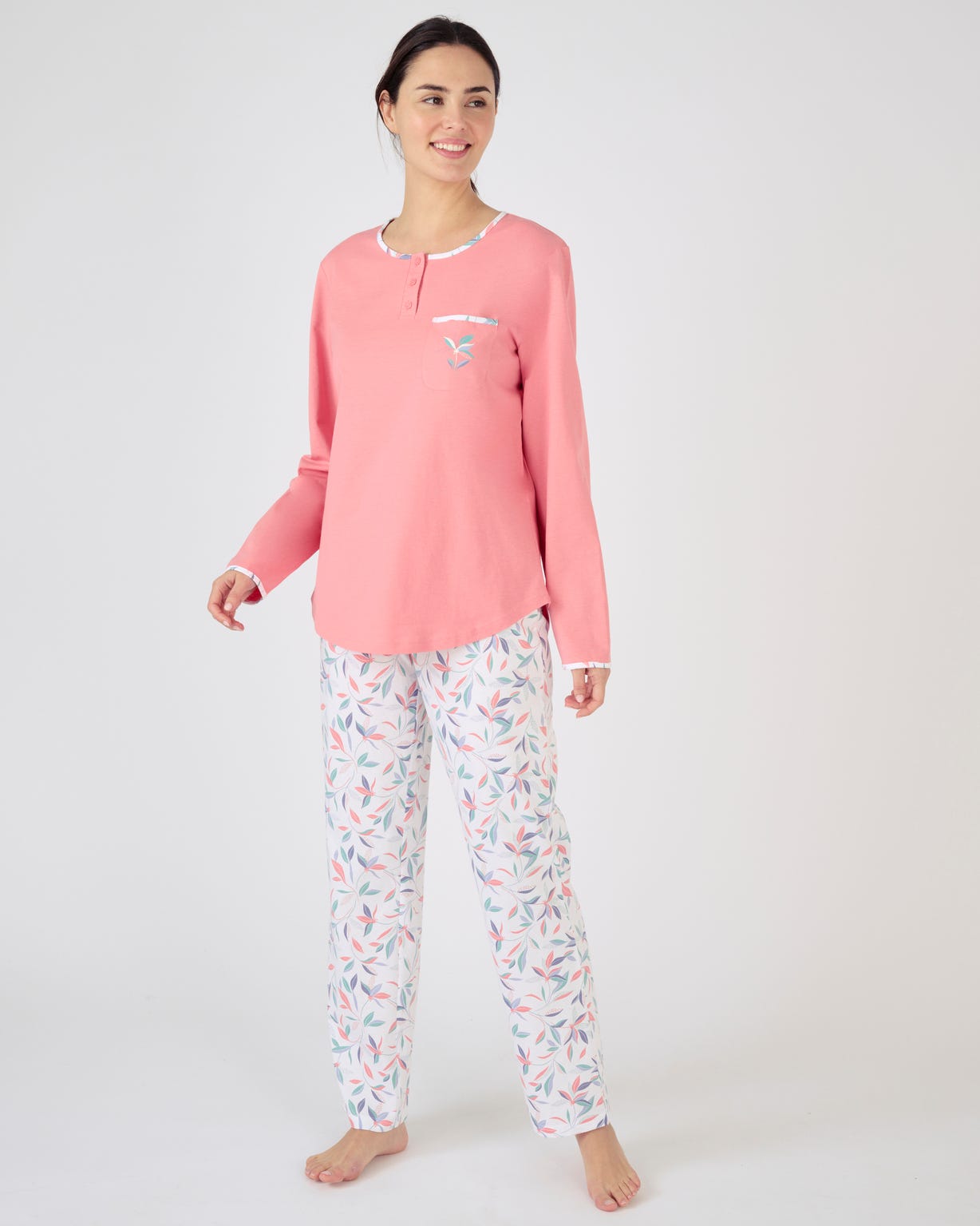 damart-pyjama-femme-603kvw-1.jpg Lot de 2 pyjamas maille jersey pur coton peigné Pyjama Damart.fr – Image 1