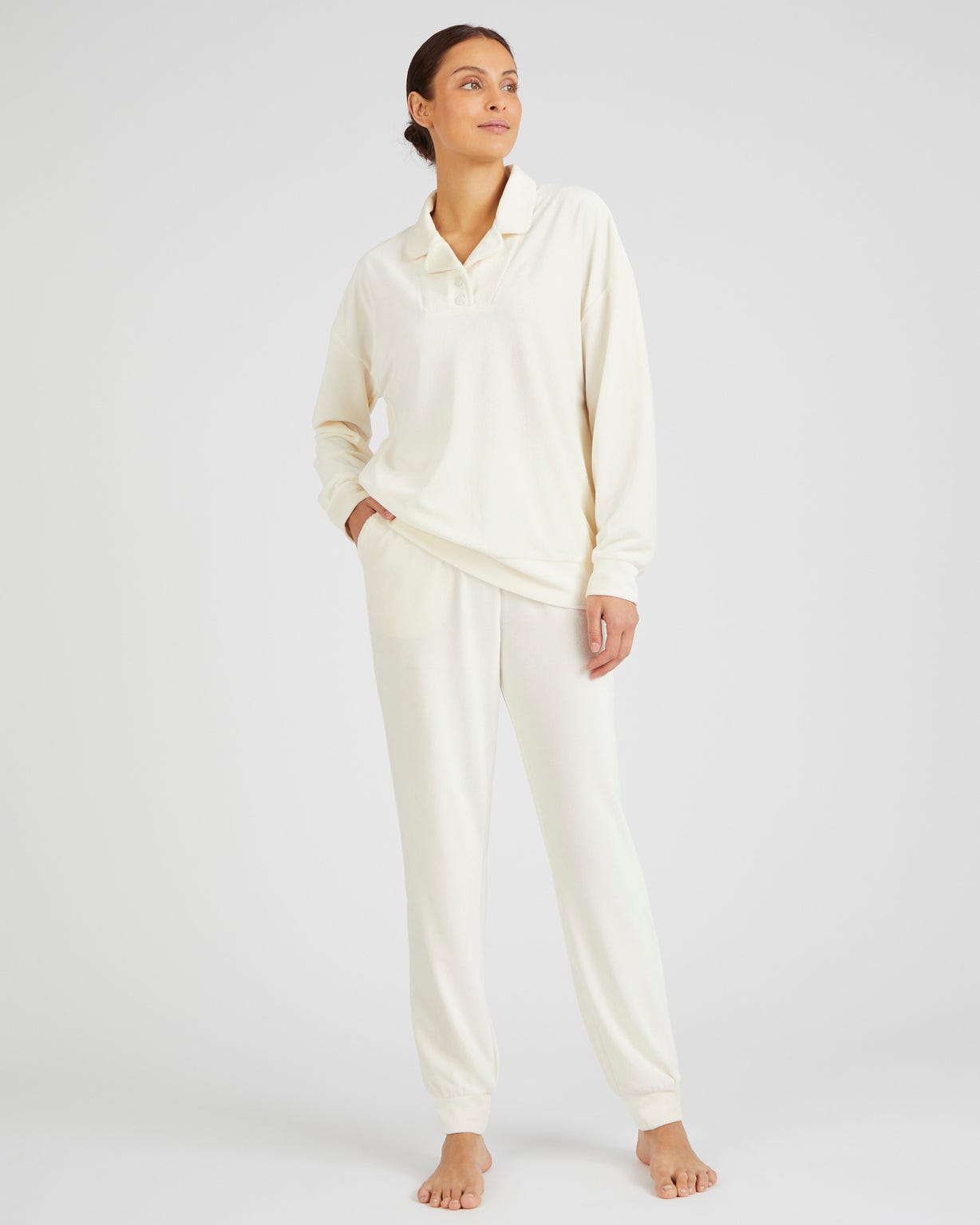 damart-pyjama-femme-612bsc-1.jpg Pyjama Thermolactyl en velours côtelé Pyjama Damart.fr – Image 1
