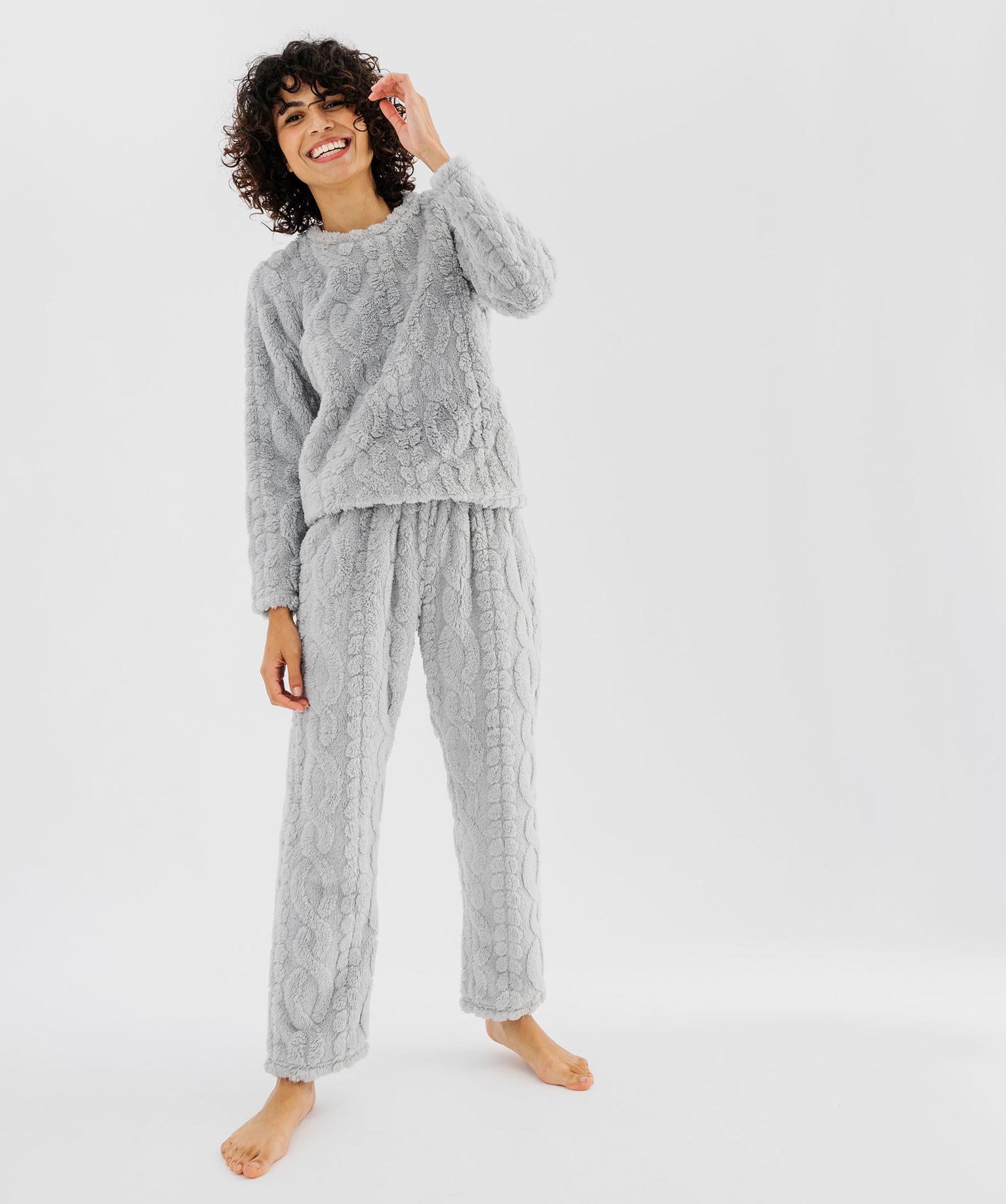 gemo-pyjama-299fjn-1.jpg Pyjama en maille douillette femme gris clair | GEMO – Image 1