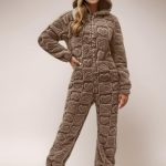 LKRSEEF Pilou Femme Surpyjama Pyjama Chaud Et Doux Grande Taille Grenouillère Adulte Polaire Onesie Combinaison Grenouillere avec Pieds : Amazon.fr: Mode