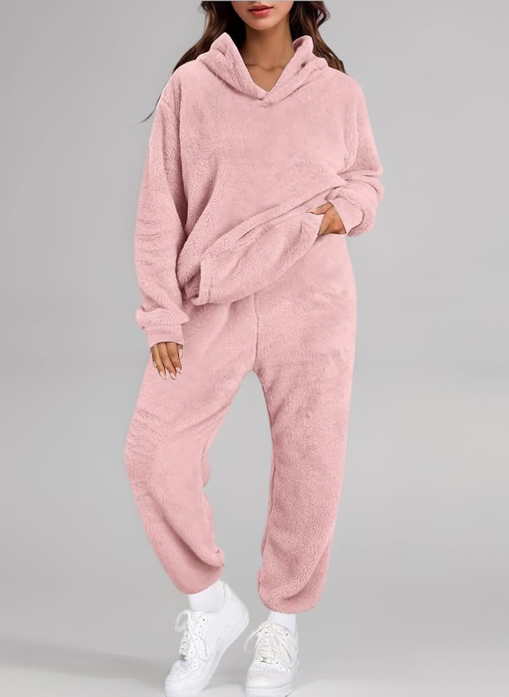 pilou-pilou-pyjama-femme-300nvf-1.jpg Pyjama Ensemble de Pyjama Femme en Polaire Pilou Chaud et Doux Hiver Combinaison Pyjama Filles Flanelle Loungewear Sleepwear : Amazon.fr: Mode – Image 1