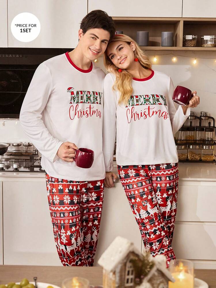 pyjama-assorti-couple-415vlk-1.jpg CoupledUp Ensemble de pyjama assorti pour couple Top à manches longues avec imprimé lettrage "Joyeux Noël" et pantalon avec imprimés renne, flocon de neige, sapin de Noël. Vêtements d'automne/hiver pour couple. – Image 1