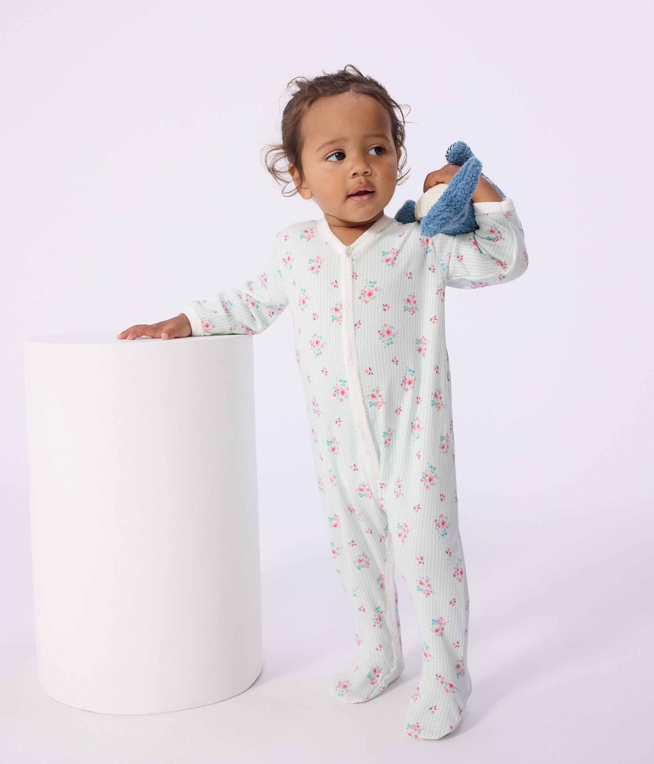 pyjama-bebe-coton-174xgt-1.jpg Pyjama bébé en coton imprimé fleuri – Image 1