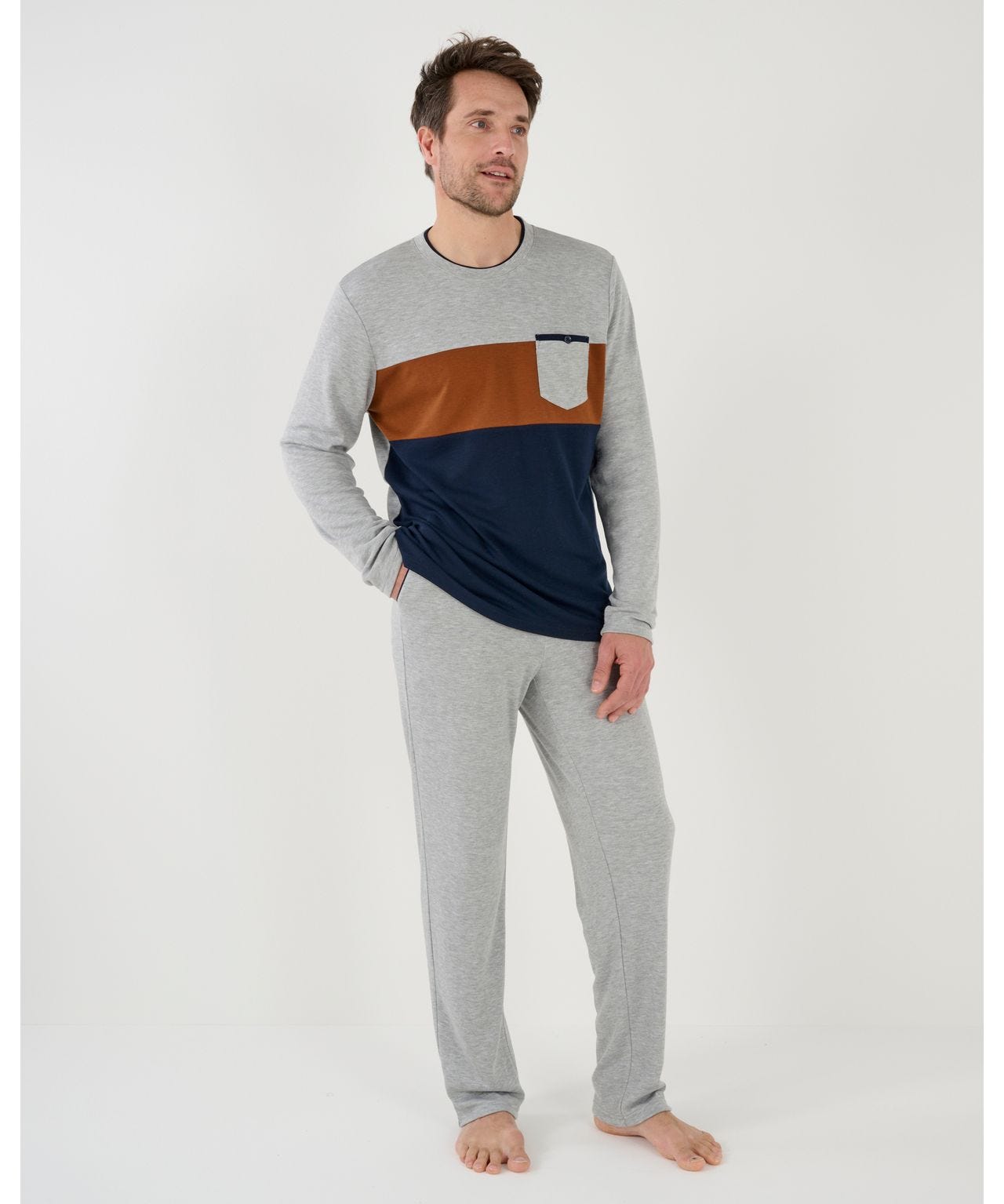 pyjama-damart-homme-449oel-1.jpg Pyjamas homme du S au 3XL Vêtements de nuit Damart | Couleur: Gris – Image 1