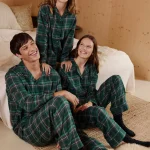 Pyjama enfant en flanelle tissée (ens. 2 pces)
