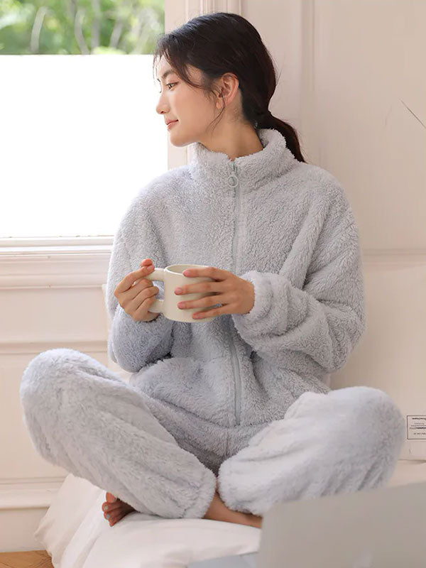pyjama-en-polaire-femme-580cfb-1.jpg La veste peignoir pour femme est bien plus qu'un simple vêtement – Image 1