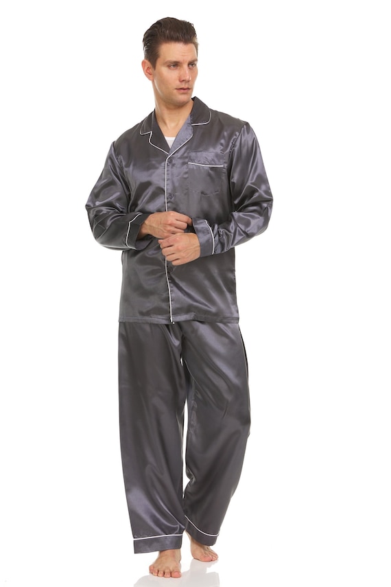 pyjama-en-soie-homme-233aur-1.jpg Pyjama Homme Satin Soie Ensemble Pyjama Haut et Bas Gris Passepoil Blanc Etsy France – Image 1