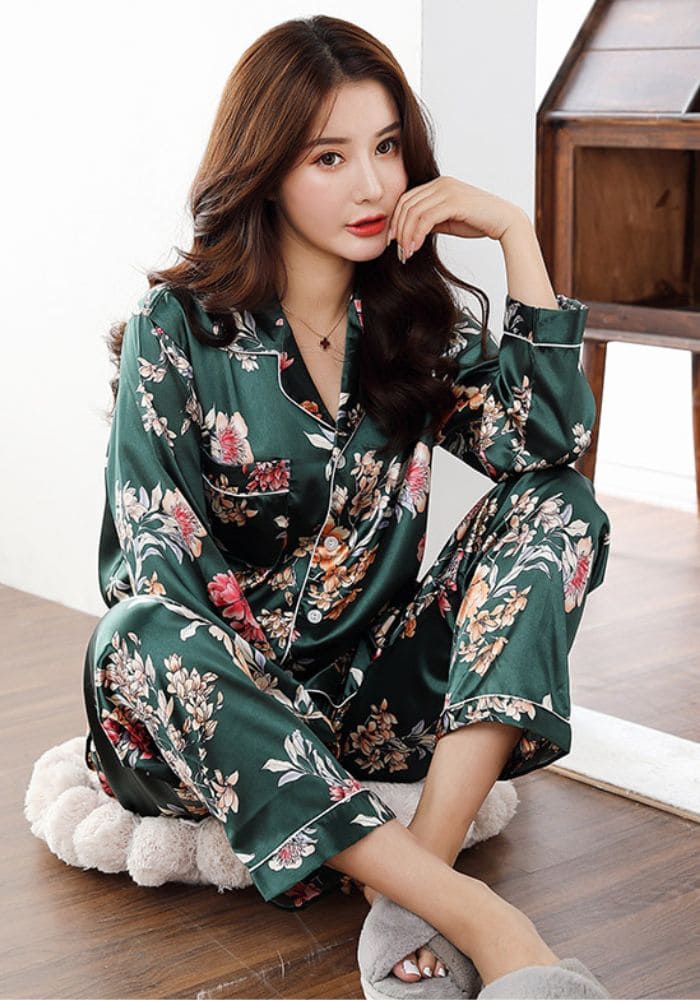 pyjama-femme-en-soie-214gze-1.jpg Pyjama Femme Satin Vert – Image 1