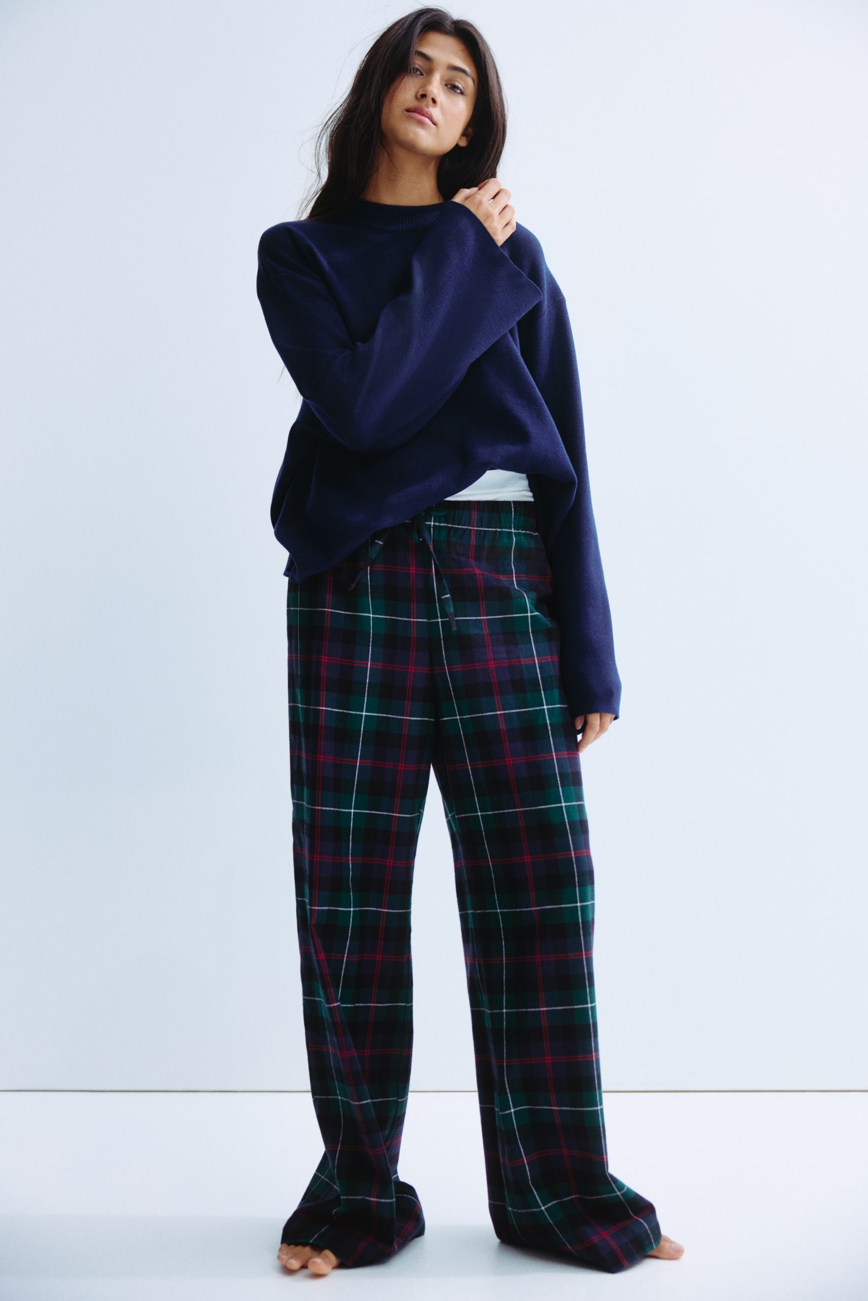pyjama-femme-flanelle-477ziq-1.jpg Pantalon de pyjama en flanelle Vert foncé/carreaux FEMME | H&M FR – Image 1
