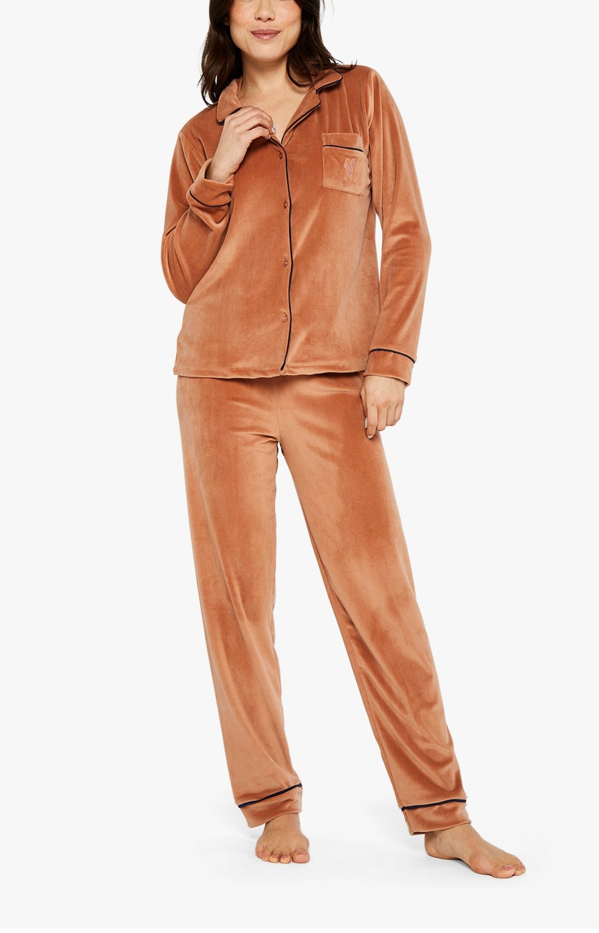 pyjama-femme-velours-457ulc-1.jpg Pyjama Boutonné Velours Caramel – Image 1
