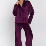 Loungeable VELOUR TRADITIONAL LONG SLEEVE SET Pyjama burgundy/bordeaux ZALANDO.FR