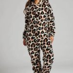 Loungeable WELL SOFT ALL IN ONE Pyjama leopard/noir ZALANDO.FR