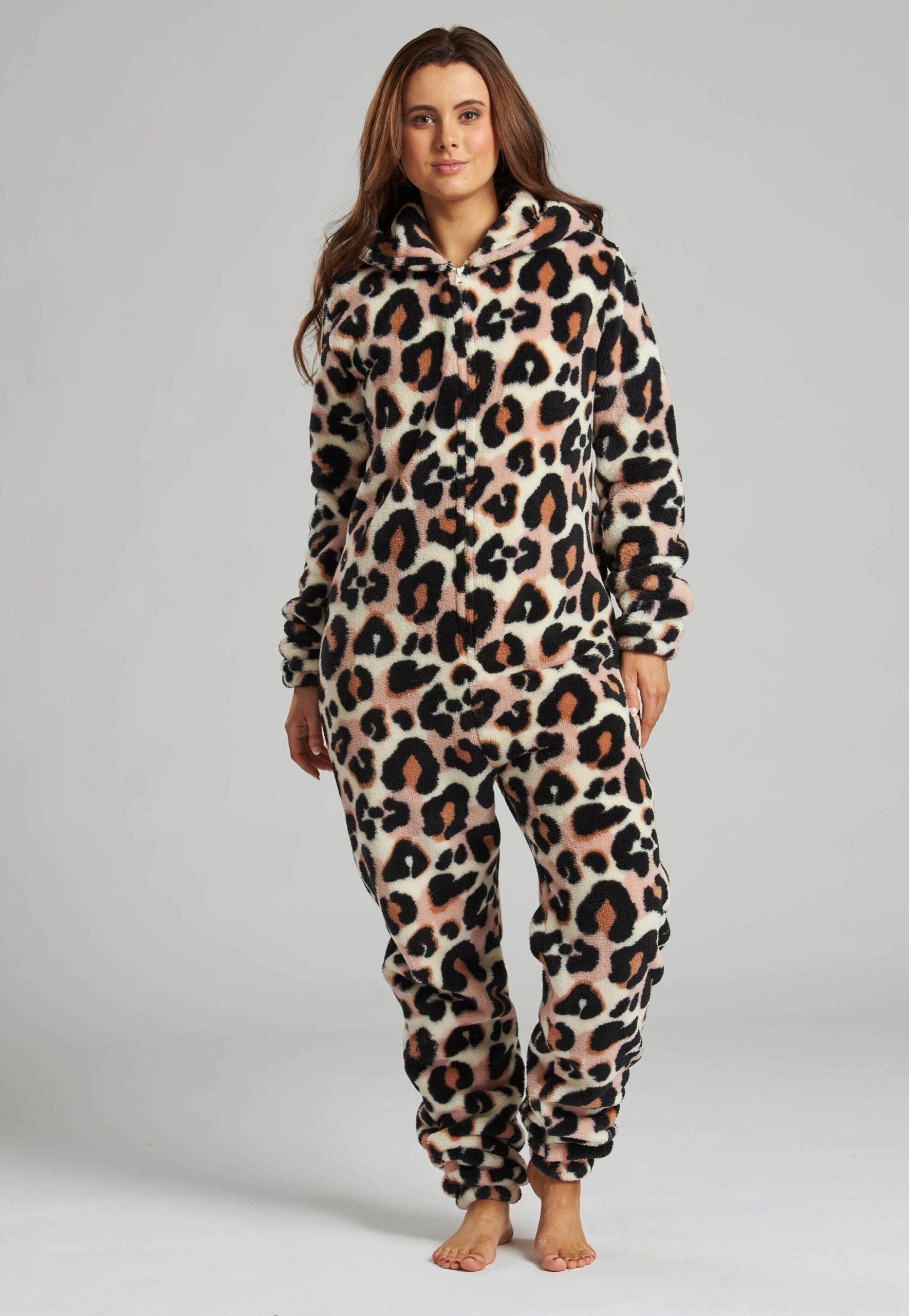 pyjama-leopard-072kpa-1.jpg Loungeable WELL SOFT ALL IN ONE Pyjama leopard/noir ZALANDO.FR – Image 1