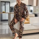 Ensemble pyjama homme Top à manches longues et pantalon long imprimé léopard, vêtements d'automne | Mode en ligne | SHEIN FRANCE