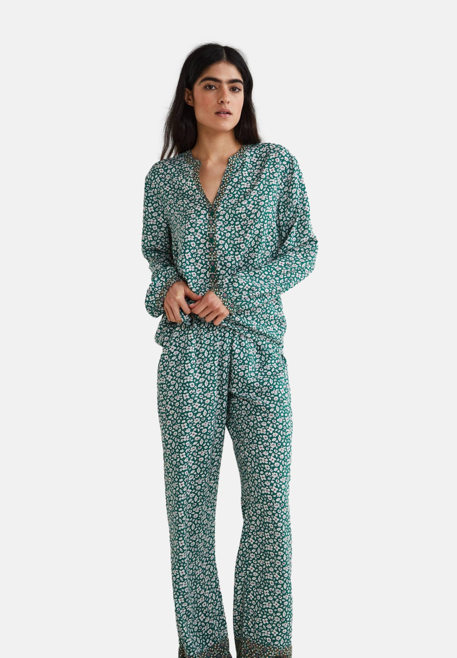 pyjama-monoprix-femme-402xcl-1.jpg Monoprix À IMPRIMÉS CONTRASTÉS SET Pyjama ecru/gris clair ZALANDO.FR – Image 1