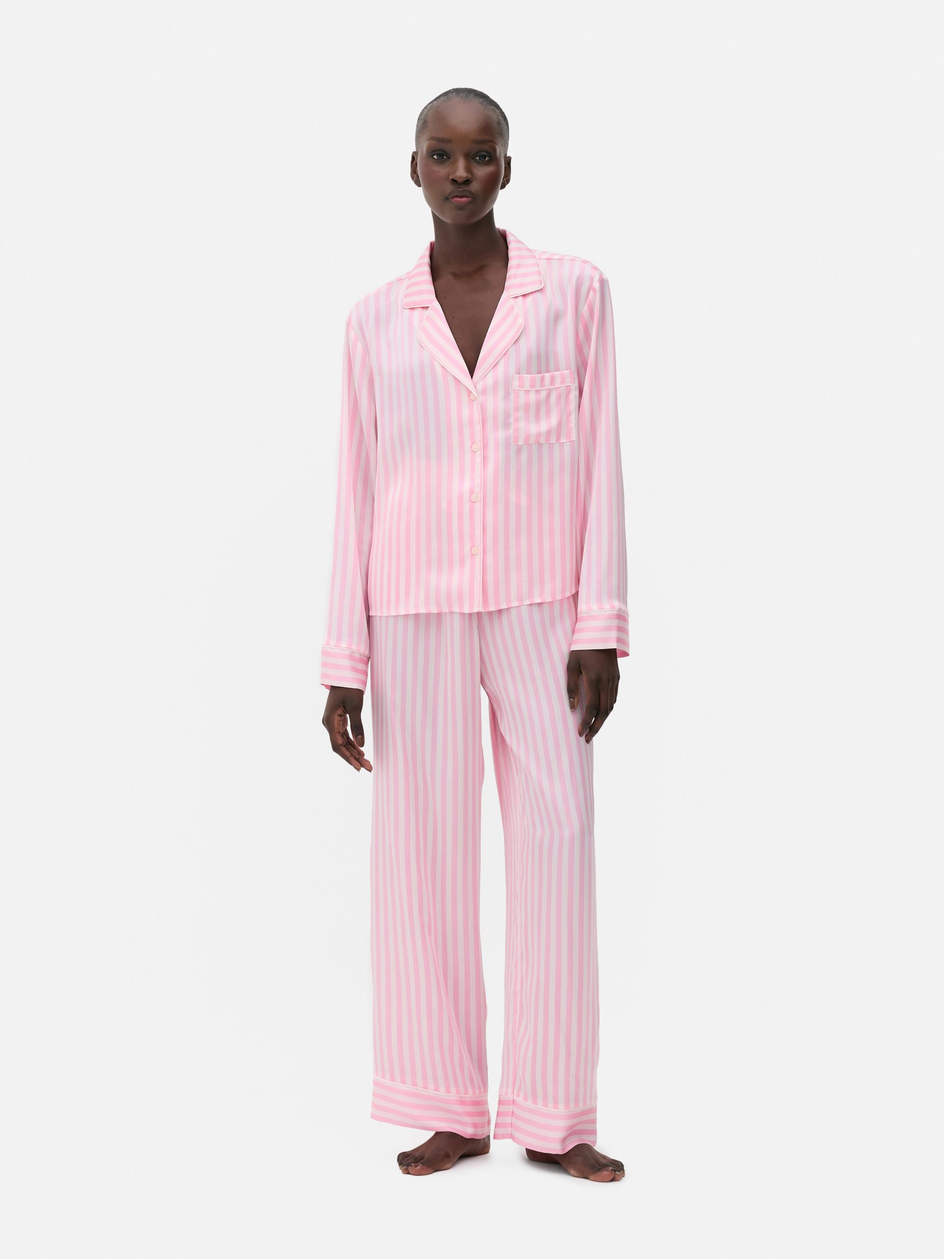 pyjama-primark-femme-994nwa-1.jpg Pyjama rayé en satin Rose Femme | Primark – Image 1